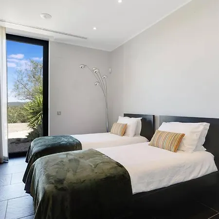 Villa Serene Retreat At Sernadinha Lagos-bensafrim *