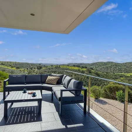 Villa Serene Retreat At Sernadinha Lagos-bensafrim *